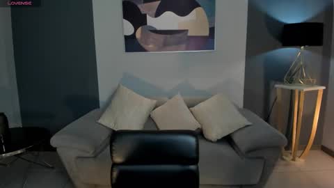 Snapshot of beccabaxter chatting on 02/10/26, 12:09 Am Becca online show from 02/10/26, 12:09