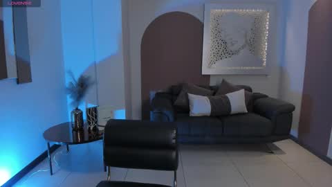 Snapshot of beccabaxter chatting on 02/13/26, 11:50 Am Becca online show from 02/13/26, 11:50