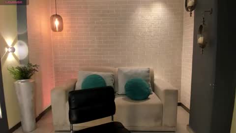 Snapshot of beccabaxter chatting on 02/18/26, 12:01 Am Becca online show from 02/18/26, 12:01