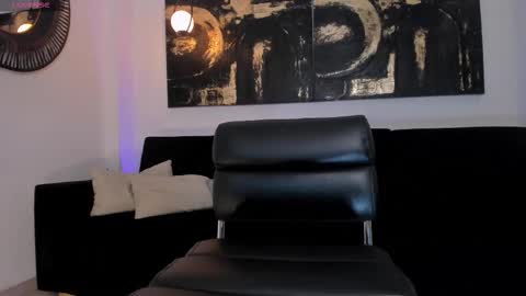 Snapshot of beccabaxter chatting on 02/20/26, 11:43 Am Becca online show from 02/20/26, 11:43