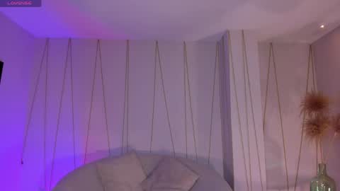 Snapshot of beccabaxter chatting on 04/29/26, 11:58 Am Becca online show from 04/29/26, 11:58