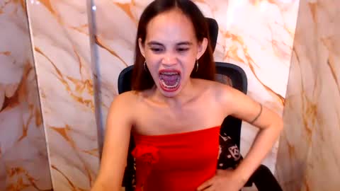 Snapshot of beccamiller22 chatting on 07/02/26, 03:23 becca online show from 07/02/26, 03:23