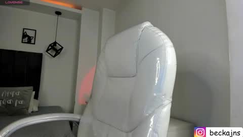 Marzhie online show from 02/10/25, 03:42