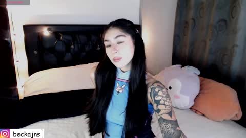 Marzhie online show from 05/08/26, 03:56