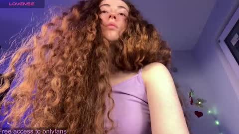 Snapshot of becky_baker chatting on 02/14/25, 08:15 Lisa guys sorry I have problems with electricity in my city....guys please give me time I will solve all the problems online show from 02/14/25, 08:15