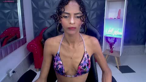 becky_lynch_102 online show from 02/09/26, 05:39