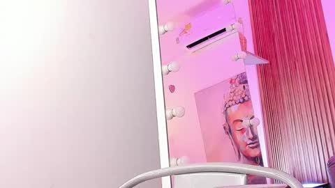 Victoria  online show from 03/27/26, 11:21