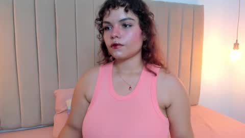 Snapshot of beckybeaumont chatting on 02/14/25, 04:15 BEKY online show from 02/14/25, 04:15