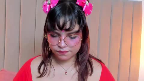 Snapshot of beckybeaumont chatting on 03/10/25, 12:37 BEKY online show from 03/10/25, 12:37