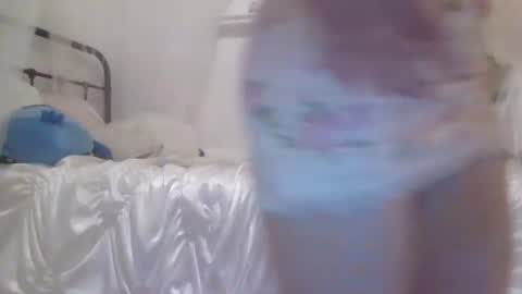 bedazzlemykitty online show from 04/03/26, 03:48