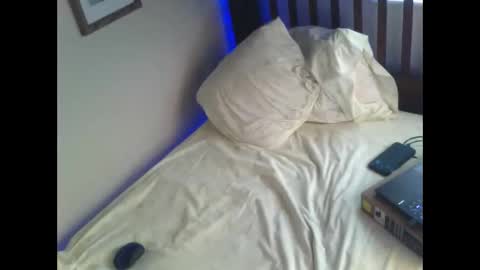 Bedwetboys online show from 05/30/26, 01:41