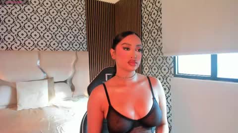 Snapshot of beella_tay1 chatting on 04/26/26, 12:03 BELLA online show from 04/26/26, 12:03