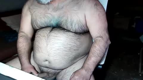 Snapshot of beers19 chatting on 03/06/25, 02:29 beers19 online show from 03/06/25, 02:29