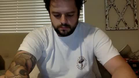 Snapshot of beginnersluck111 chatting on 09/26/25, 08:35 Beginners Luck online show from 09/26/25, 08:35