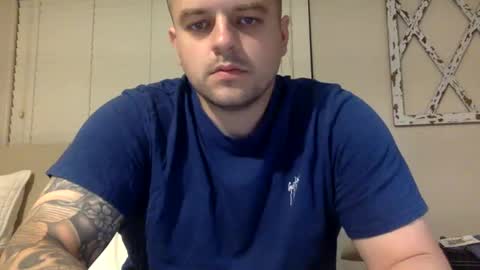 Snapshot of beginnersluck111 chatting on 10/10/25, 02:21 Beginners Luck online show from 10/10/25, 02:21