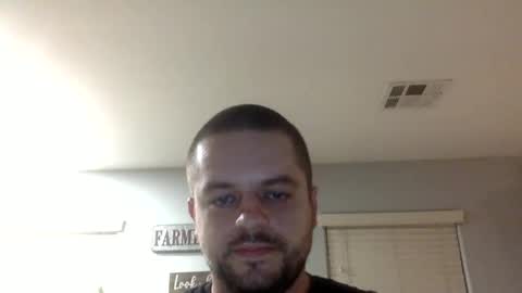 Snapshot of beginnersluck111 chatting on 10/22/25, 04:02 Beginners Luck online show from 10/22/25, 04:02