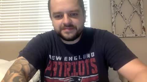 Snapshot of beginnersluck111 chatting on 11/05/25, 04:29 Beginners Luck online show from 11/05/25, 04:29