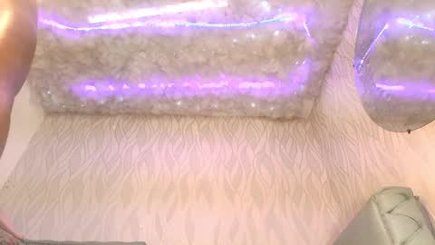 Snapshot of begoniia_ chatting on 02/22/25, 09:23 Begonia online show from 02/22/25, 09:23