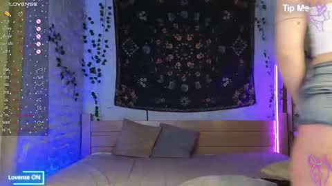 Bekky online show from 10/27/25, 03:21