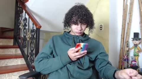 independent model online show from 12/24/24, 02:32