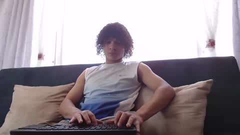 independent model online show from 01/16/25, 07:10