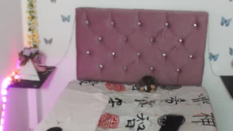 Snapshot of belasex216 chatting on 10/31/25, 05:08 Belasex online show from 10/31/25, 05:08