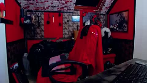 BelatrixDomme online show from 12/19/25, 07:04