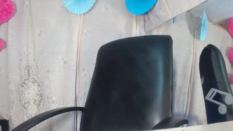 Snapshot of belinda_luna_ chatting on 12/05/24, 03:04 modelo independiente online show from 12/05/24, 03:04