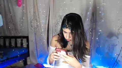 Snapshot of belinda_luna_ chatting on 12/23/24, 03:50 modelo independiente online show from 12/23/24, 03:50