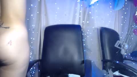 Snapshot of belinda_luna_ chatting on 12/31/24, 12:11 modelo independiente online show from 12/31/24, 12:11