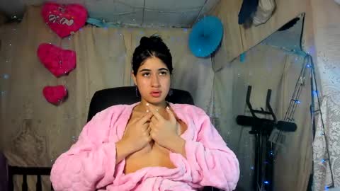 Snapshot of belinda_luna_ chatting on 03/11/25, 05:38 modelo independiente online show from 03/11/25, 05:38