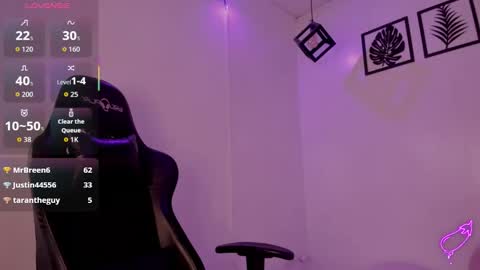 Bella online show from 09/13/25, 03:12