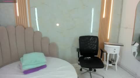 Belkilima  online show from 03/29/26, 12:16