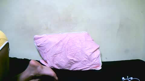 Snapshot of bella193999 chatting on 12/13/24, 10:19 bella193999 online show from 12/13/24, 10:19