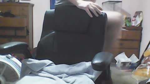 Snapshot of bella2424 chatting on 08/10/26, 01:20 Bella jaramillo online show from 08/10/26, 01:20