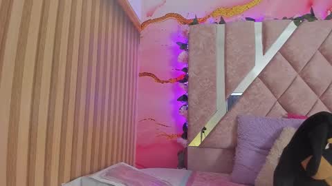 Melanie  online show from 02/02/26, 10:36