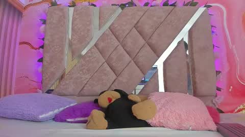 Melanie  online show from 02/23/26, 10:34