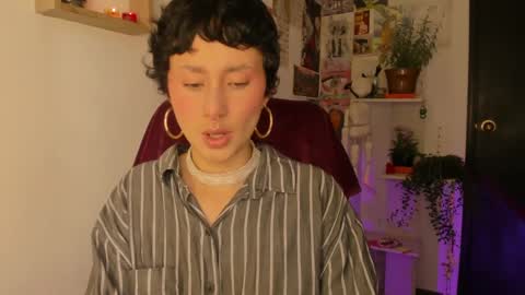 Snapshot of bella__w chatting on 10/03/25, 10:07 Zia online show from 10/03/25, 10:07