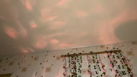 Snapshot of bella_and_alice chatting on 09/16/25, 05:25 bella_and_alice online show from 09/16/25, 05:25