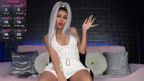 Emma  Bella online show from 02/13/25, 07:52