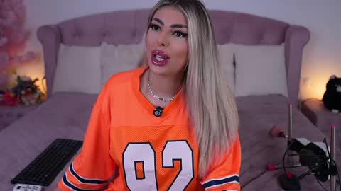 Emma  Bella online show from 04/06/26, 09:38