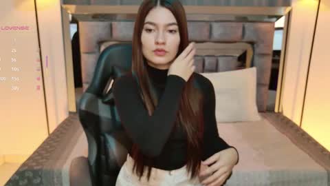 Bella  online show from 01/15/26, 02:32