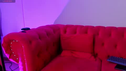 Bella Corbin   online show from 06/11/26, 12:32
