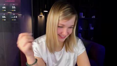 Bella online show from 12/22/24, 05:12