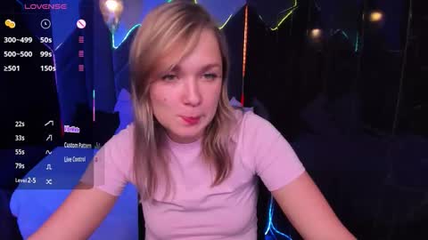 Bella online show from 10/17/25, 05:37