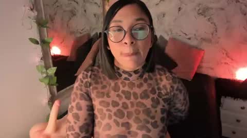 Snapshot of bella_desi chatting on 07/03/26, 12:11 Dessi online show from 07/03/26, 12:11