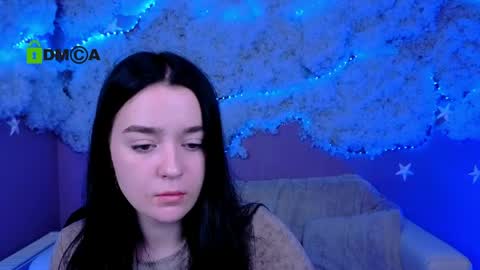 Snapshot of bella_dorn chatting on 05/19/26, 07:09 Bella online show from 05/19/26, 07:09