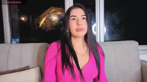 Snapshot of bella_es chatting on 05/05/26, 05:04 Onlyfans isa bella 23 online show from 05/05/26, 05:04