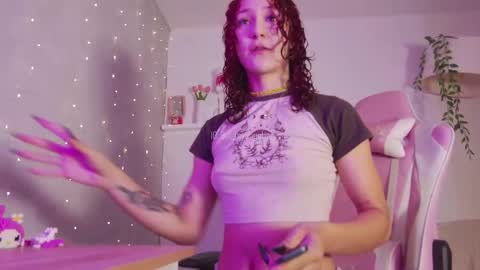 In instagran bel myangel online show from 03/04/25, 02:17