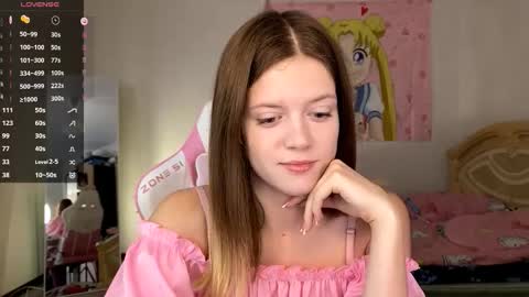 Snapshot of bella_gasp chatting on 11/16/25, 11:27 Jane online show from 11/16/25, 11:27